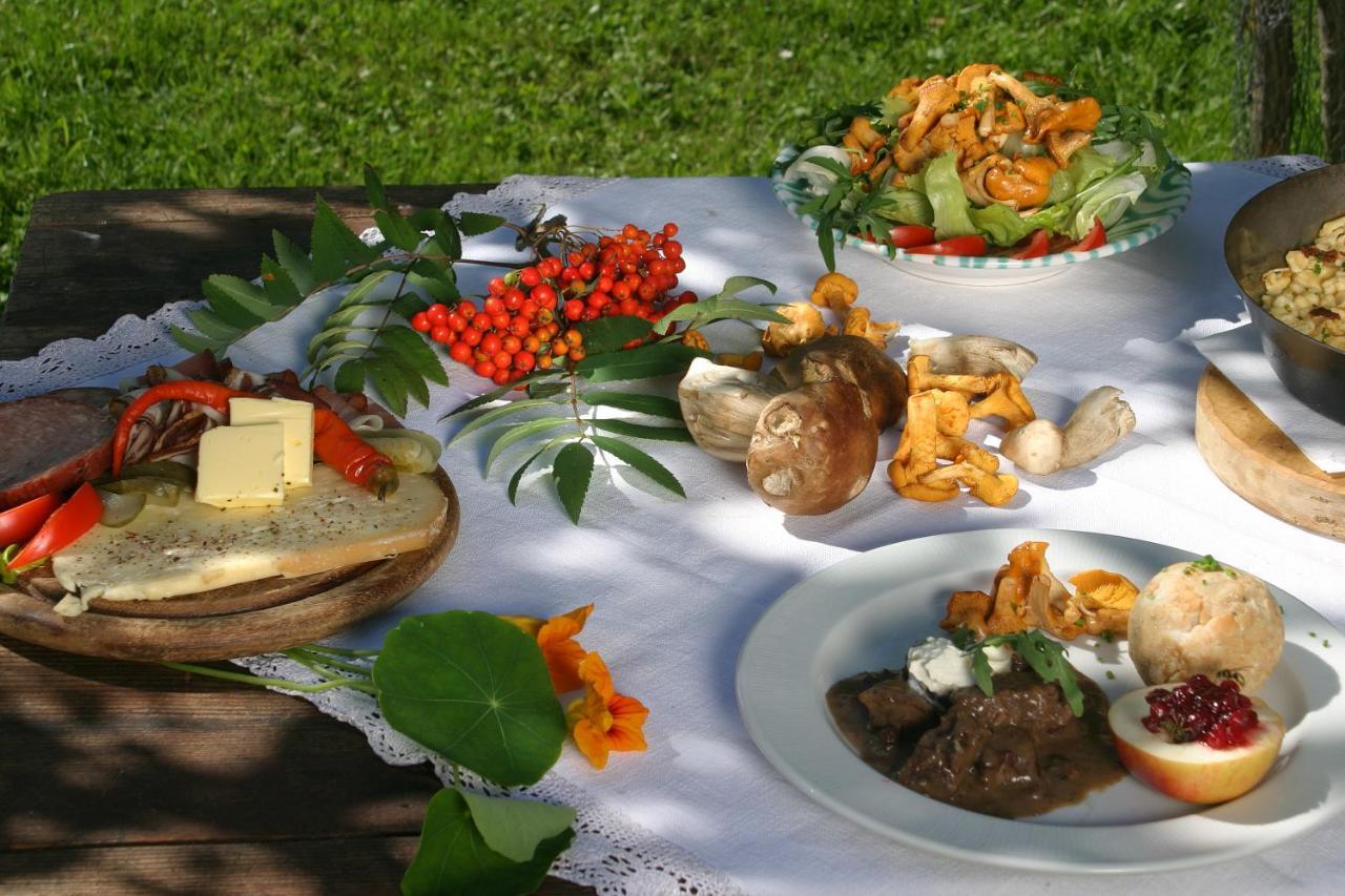 Senninger Alm Bed and Breakfast Hollersbach im Pinzgau Exteriör bild
