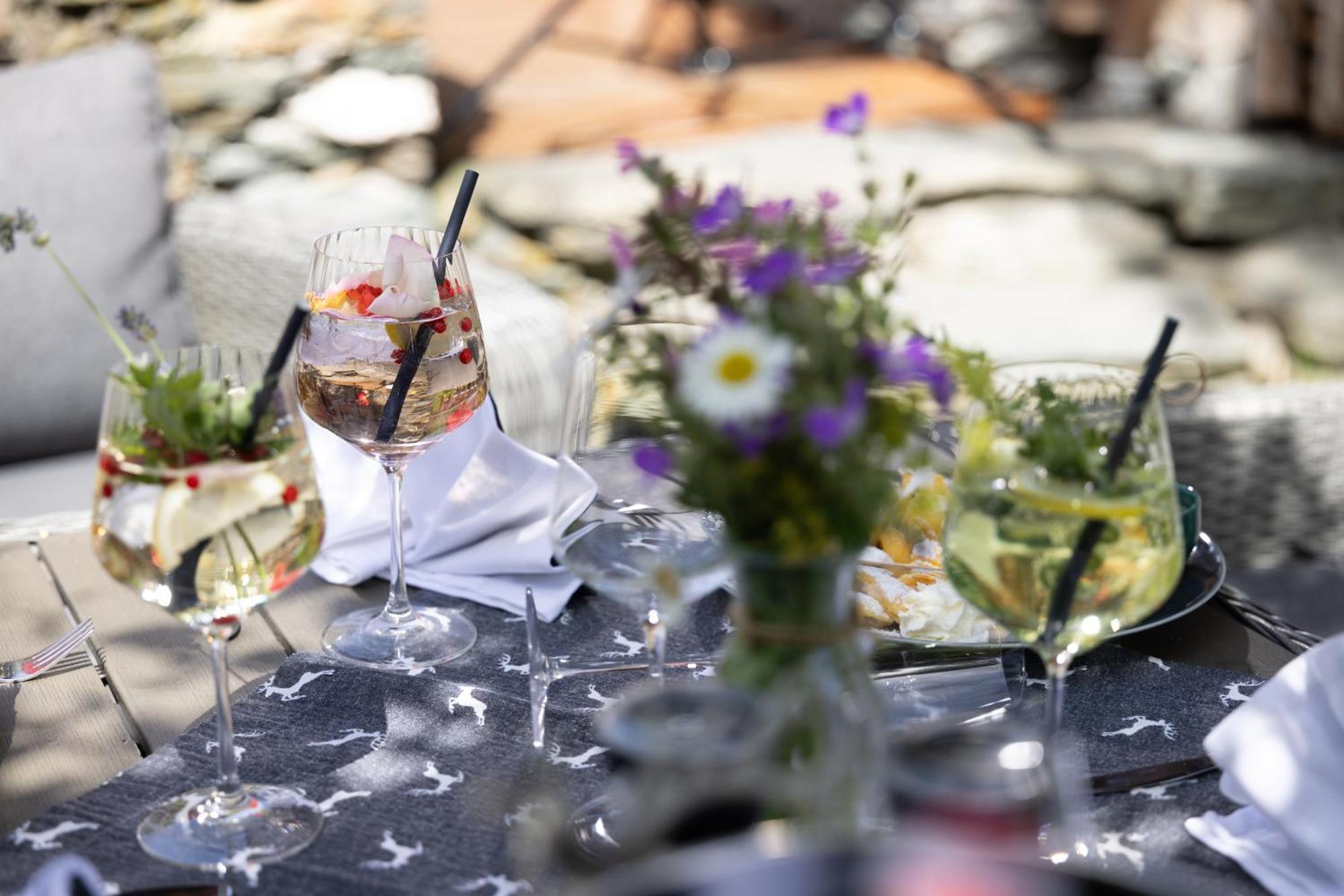 Senninger Alm Bed and Breakfast Hollersbach im Pinzgau Exteriör bild